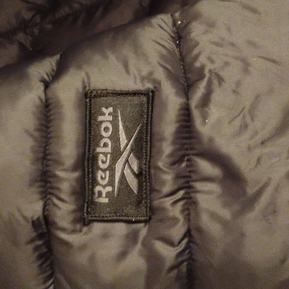 Reebok Quilted Thermal Lightweight Black Jacket With Hood - Picture 15 of 15